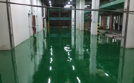 11月安宁安宁环氧地坪施工高峰来袭，梦得来化工多项目同步推进保交付