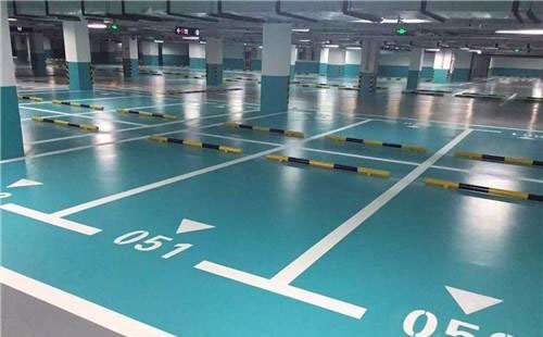 安宁安宁环氧地坪中涂：构筑坚固地面的关键环节
